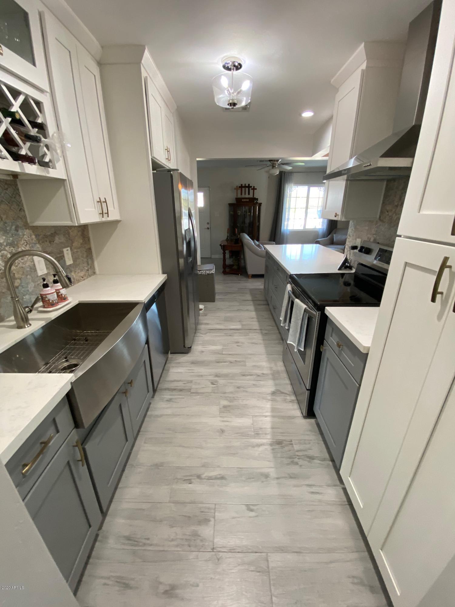 1701 West Roma Avenue Phoenix, AZ 85015 - Photo 5 of 41 Kitchen