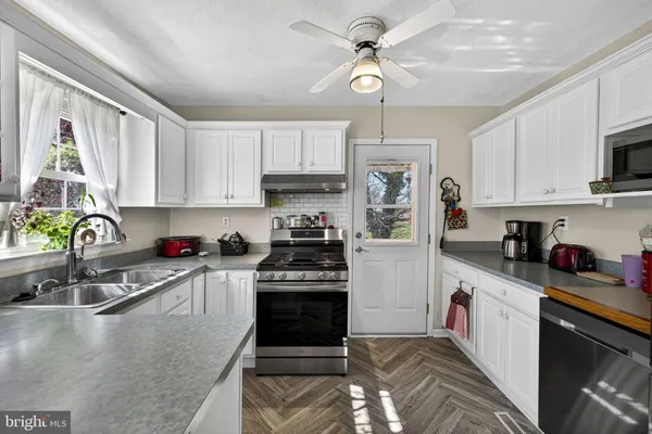 $339,000 | 5350 Water Street, Stephens City, VA 22655