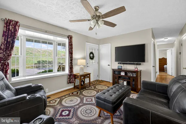 $339,000 | 5350 Water Street, Stephens City, VA 22655