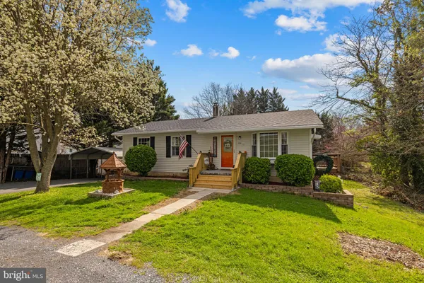 $339,000 | 5350 Water Street, Stephens City, VA 22655