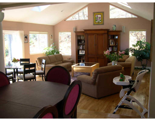 143 Annawan Road Newton, MA 02468 - Photo 3 of 6
