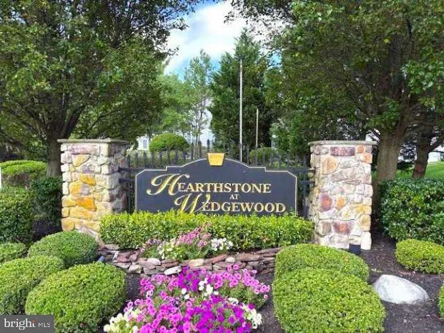 $529,900 | 172 Hearthstone Drive, Berlin, NJ 08009