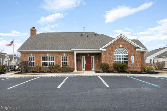 $529,900 | 172 Hearthstone Drive, Berlin, NJ 08009