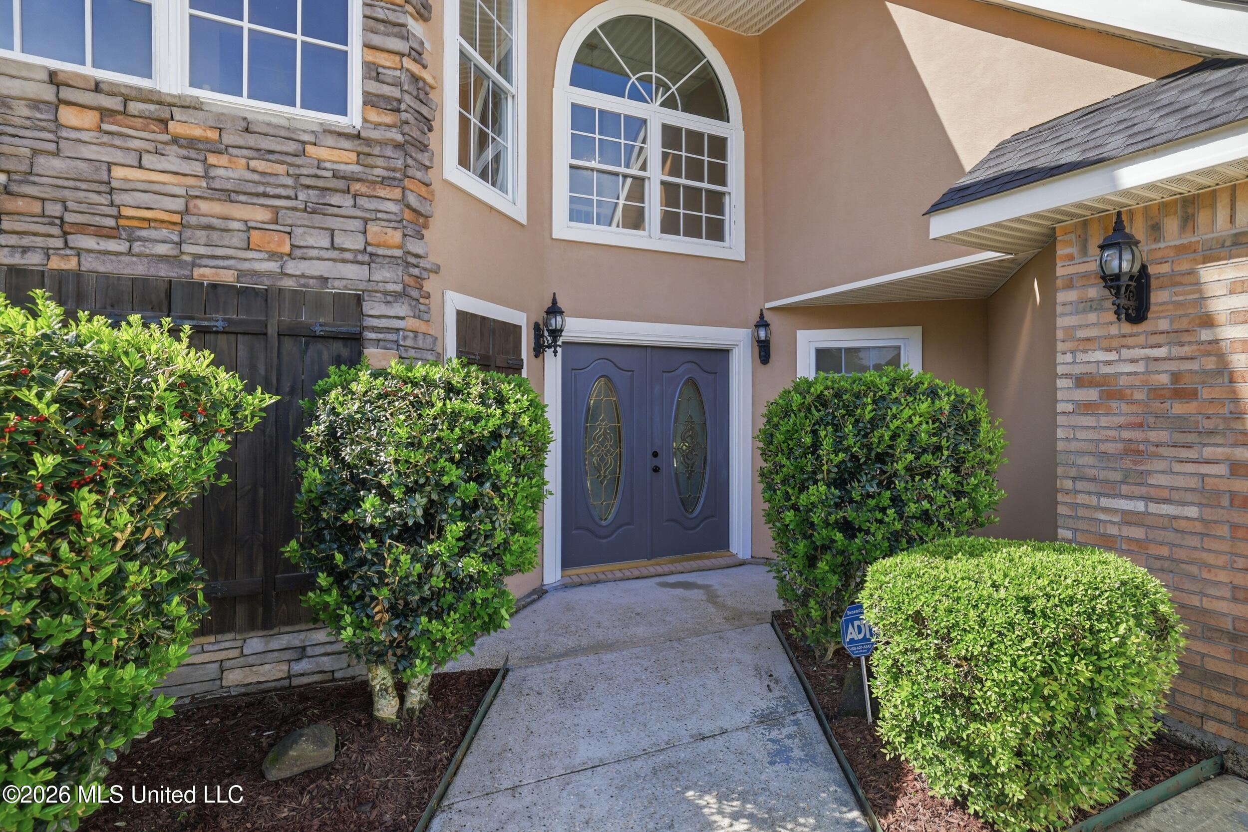 9045 West Cardinal Lane Biloxi, MS 39532 - Photo 4 of 61 8_r6__6517