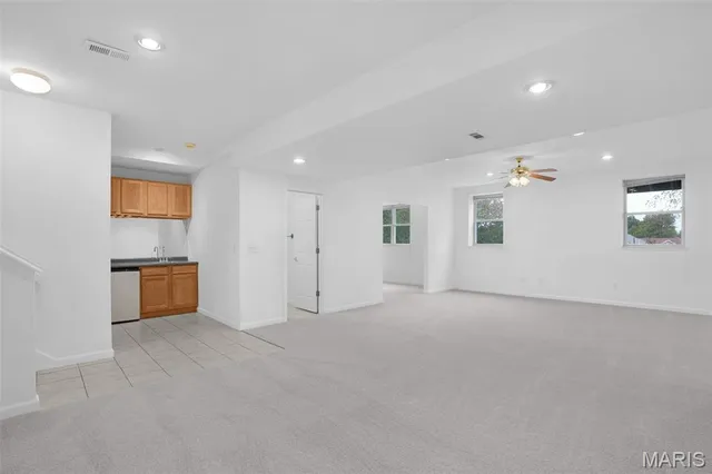 $369,900 | 404 Barleyfield Court, Wentzville, MO 63385