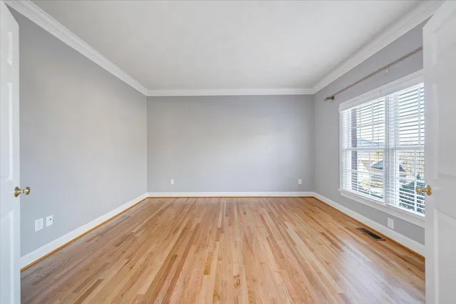 a view of a room with an empty space