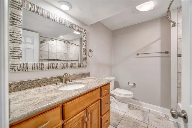 $749,950 | 232 Post Oak Drive, Roanoke, VA 24019