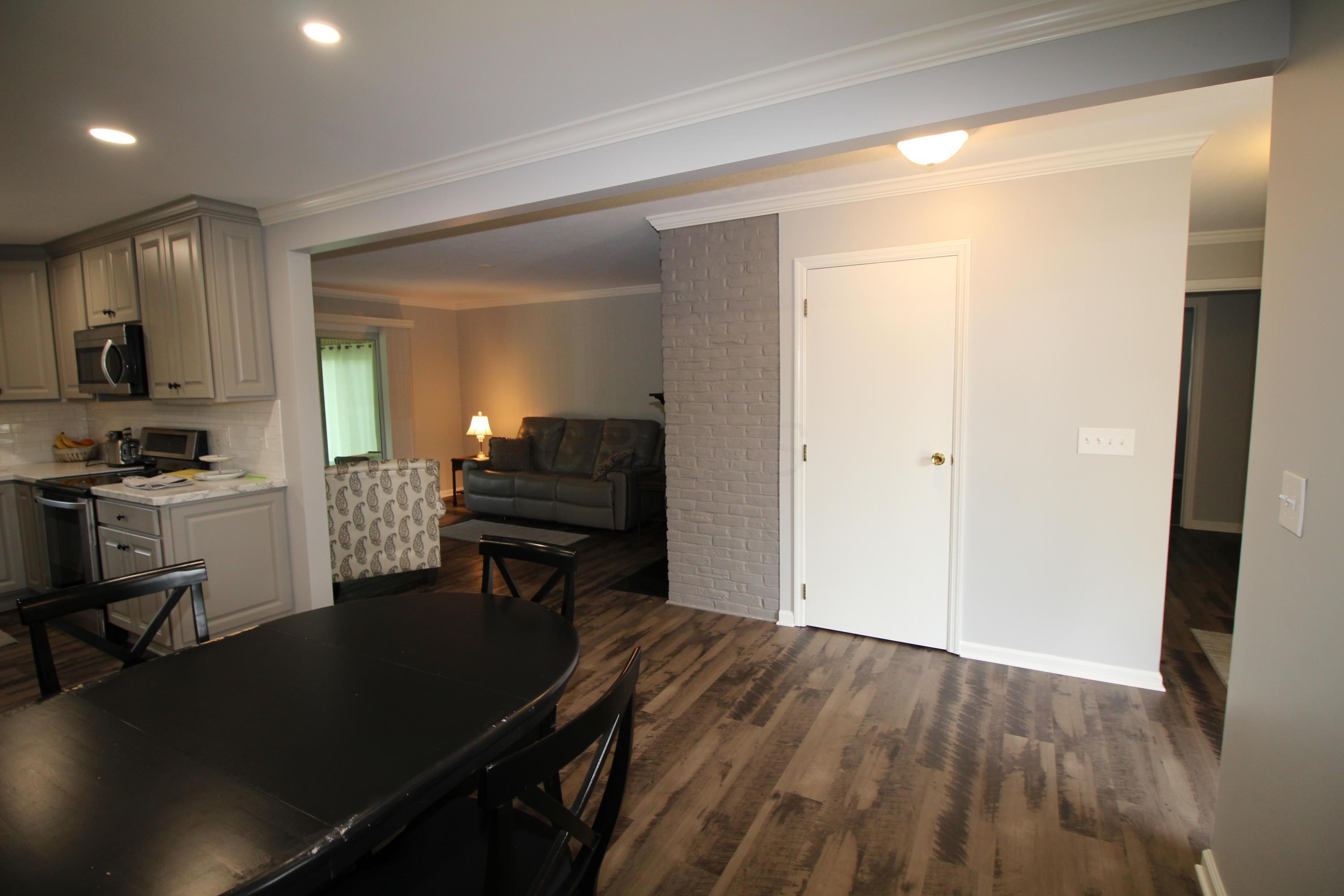 5821 Rocky Rill Road Columbus, OH 43235 - Photo 14 of 43 Gallery Image 14