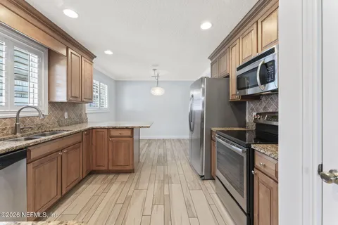 $3,500 | 618 8th Avenue North, Jacksonville Beach, FL 32250