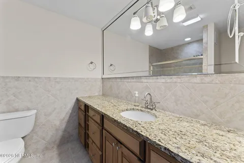 $3,500 | 618 8th Avenue North, Jacksonville Beach, FL 32250