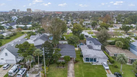 $3,500 | 618 8th Avenue North, Jacksonville Beach, FL 32250