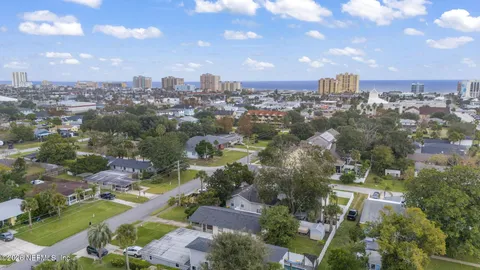 $3,500 | 618 8th Avenue North, Jacksonville Beach, FL 32250
