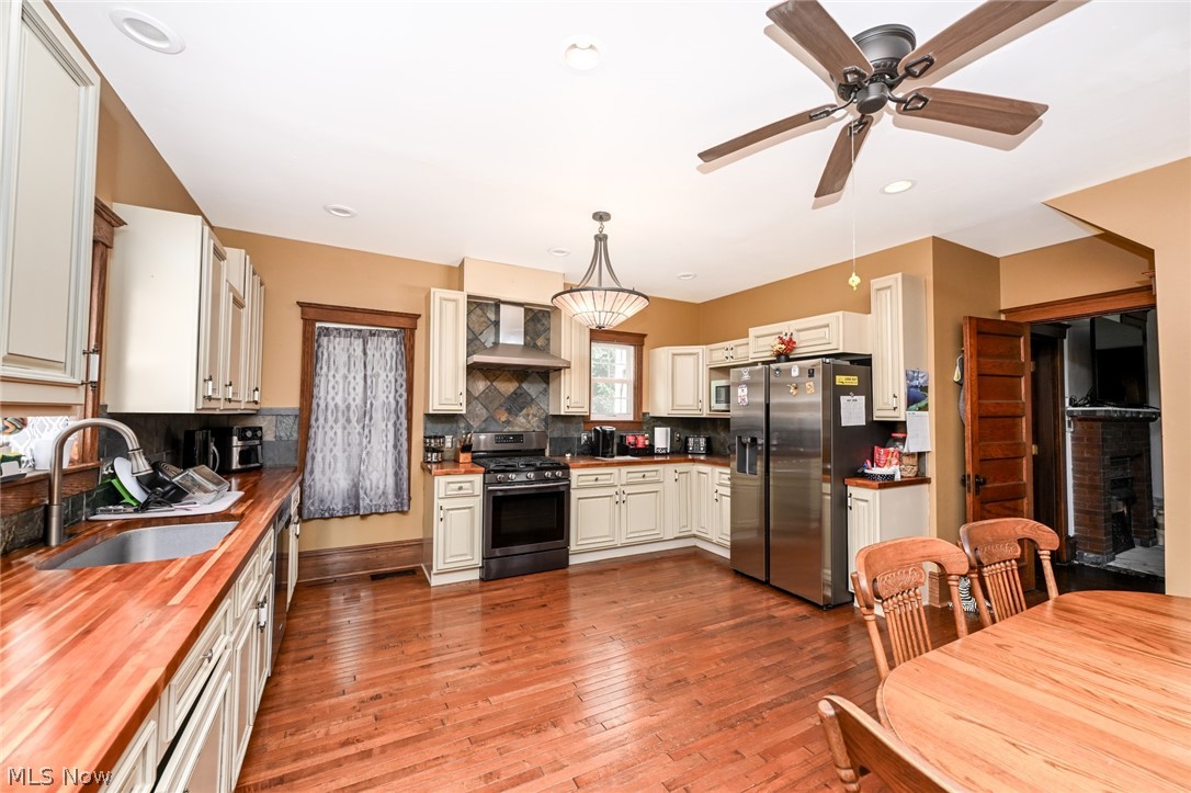 751 Earl Road Northwest Massillon, OH 44647 - Photo 16 of 50