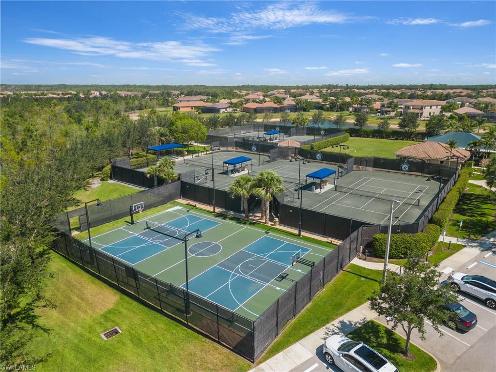 3322 Baltic Drive Naples, FL 34119 - Photo 34 of 35