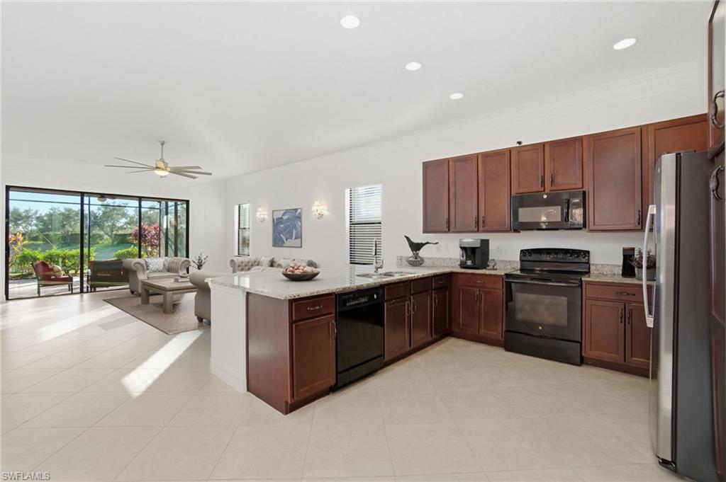 3322 Baltic Drive Naples, FL 34119 - Photo 8 of 35 Virtually staged