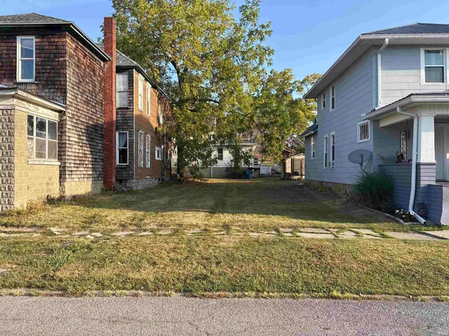 $12,500 | 202 East King Street, Garrett, IN 46738