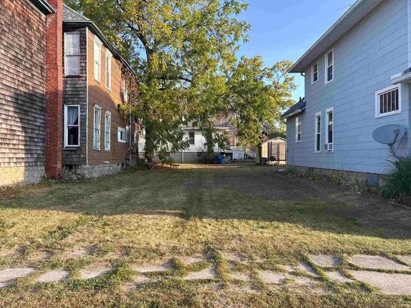 $7,500 | 202 East King Street, Garrett, IN 46738