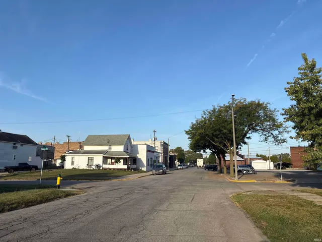 $12,500 | 202 East King Street, Garrett, IN 46738