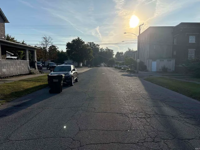 $12,500 | 202 East King Street, Garrett, IN 46738