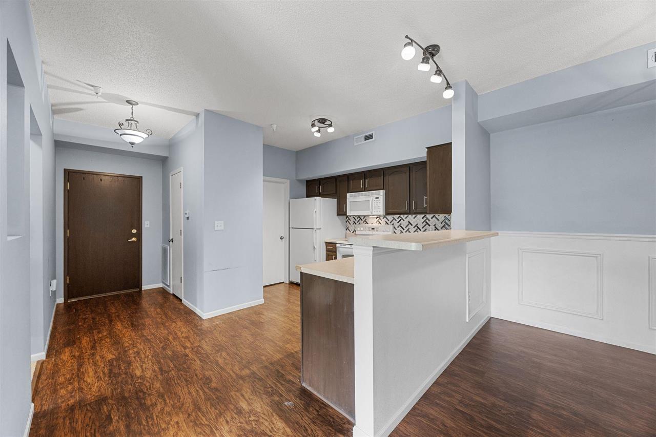 2969 Heinz Road, Unit 4 Iowa City, IA 52240 - Photo 7 of 26 Gallery Image 7
