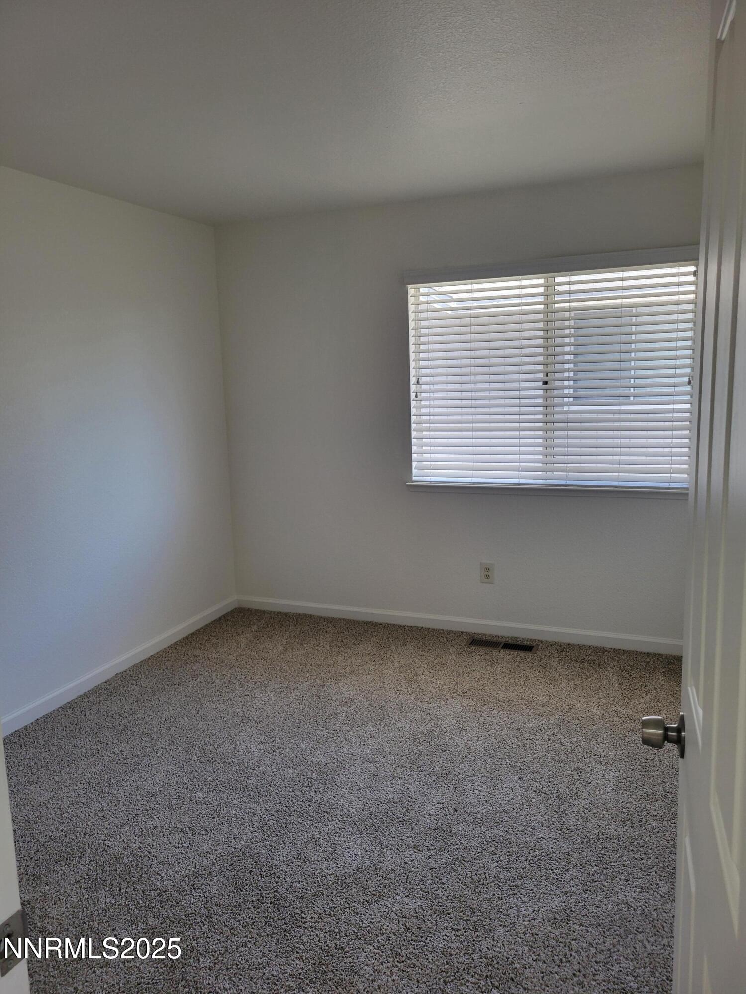 2967 Aspendale Drive Reno, NV 89503 - Photo 12 of 20 a view of room