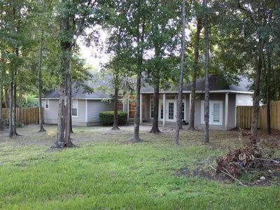 an empty room that has a window