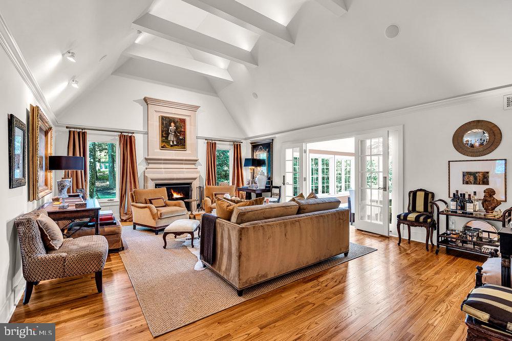 176 Rolling Hill Road Skillman, NJ 08558 - Photo 6 of 44 Elegant living space with vaulted ceiling.