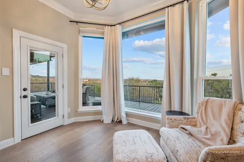 $1,385,000 | 9708 Big View Drive, Austin, TX 78730