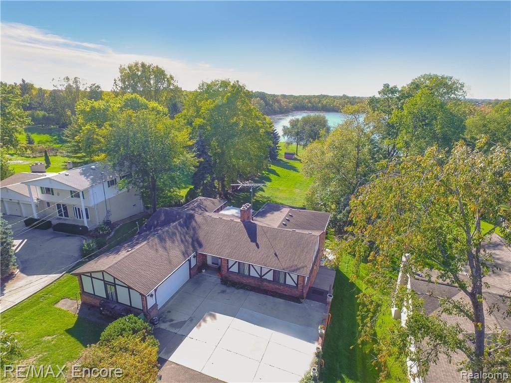 4142 Rohr Road Lake Orion, MI 48359 - Photo 2 of 55 4142 Rohr-1.jpg