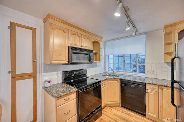 $189,980 | 485 South Logan Street, Unit 16, Denver, CO 80209