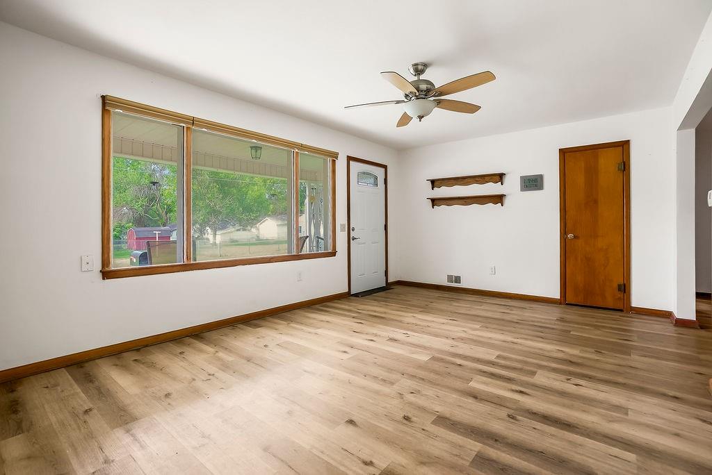 104 Park Street Butler, MO 64730 - Photo 6 of 30