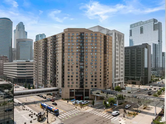 $1,695 | 121 South Washington Avenue, Unit 1007, Minneapolis, MN 55401