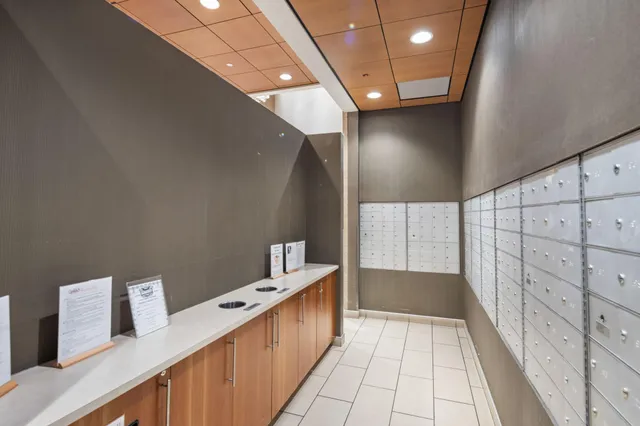 $1,695 | 121 South Washington Avenue, Unit 1007, Minneapolis, MN 55401