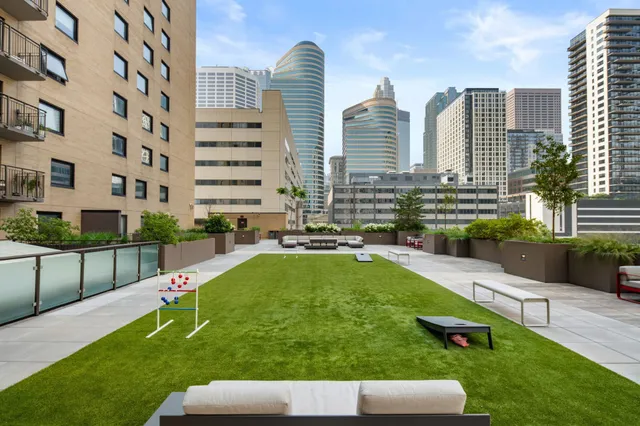 $1,695 | 121 South Washington Avenue, Unit 1007, Minneapolis, MN 55401