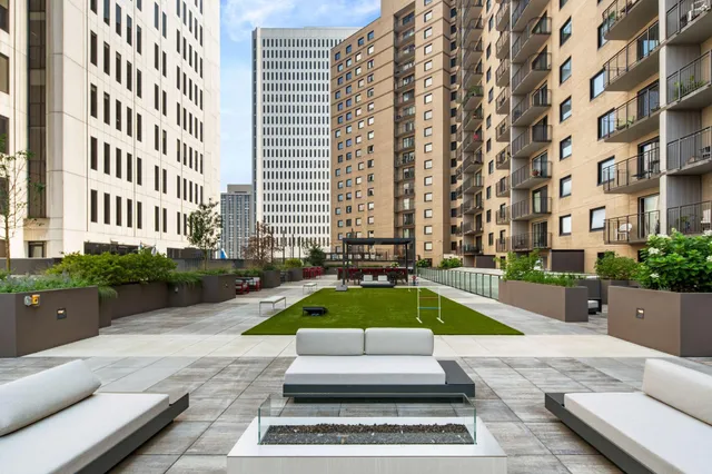 $1,695 | 121 South Washington Avenue, Unit 1007, Minneapolis, MN 55401