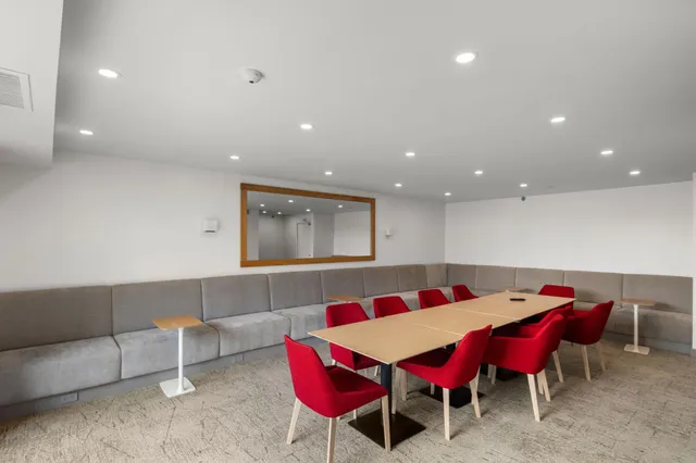 $1,695 | 121 South Washington Avenue, Unit 1007, Minneapolis, MN 55401