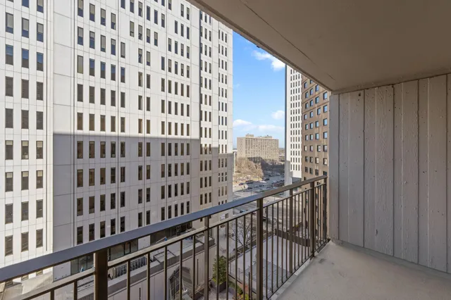 $1,695 | 121 South Washington Avenue, Unit 1007, Minneapolis, MN 55401