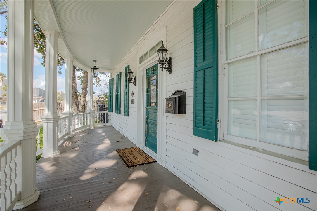 308 South Liberty Street Victoria, TX 77901 - Photo 37 of 39