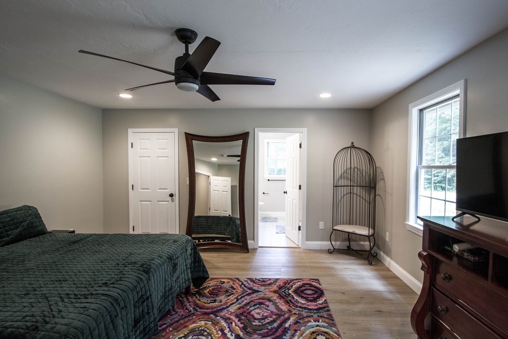 47 East Baylies Road Charlton, MA 01507 - Photo 27 of 42