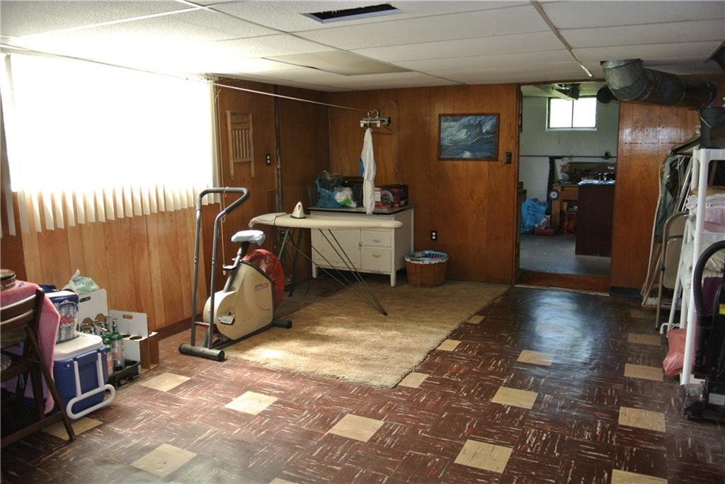 217 County Line Road Bridgeville, PA 15017 - Photo 15 of 23