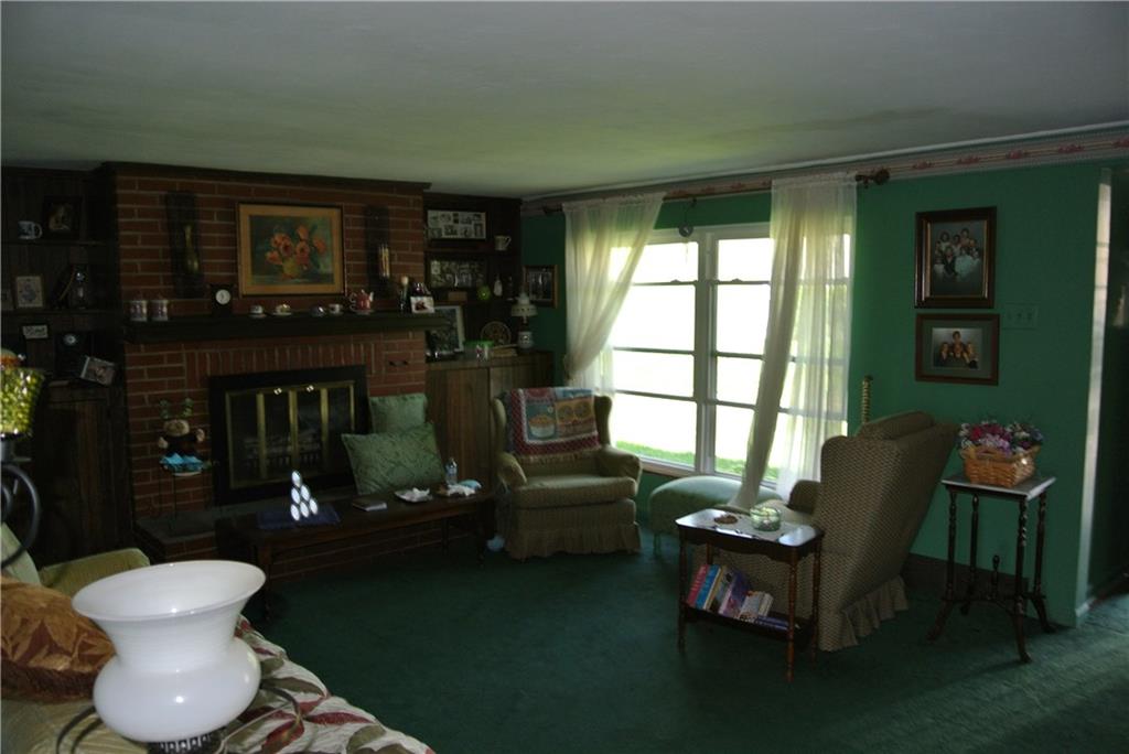 217 County Line Road Bridgeville, PA 15017 - Photo 6 of 23