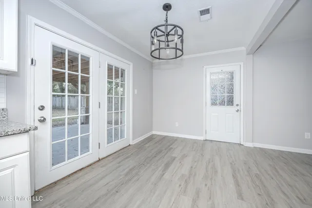 $1,900 | 201 Audrey Circle, Ocean Springs, MS 39564