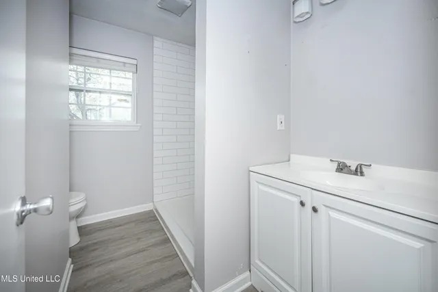 $1,900 | 201 Audrey Circle, Ocean Springs, MS 39564