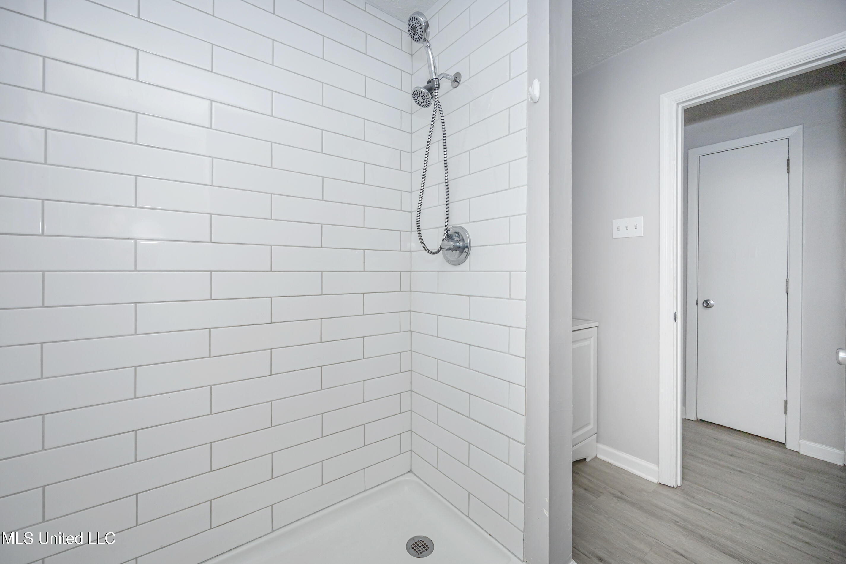 201 Audrey Circle Ocean Springs, MS 39564 - Photo 25 of 51 IMG_0042