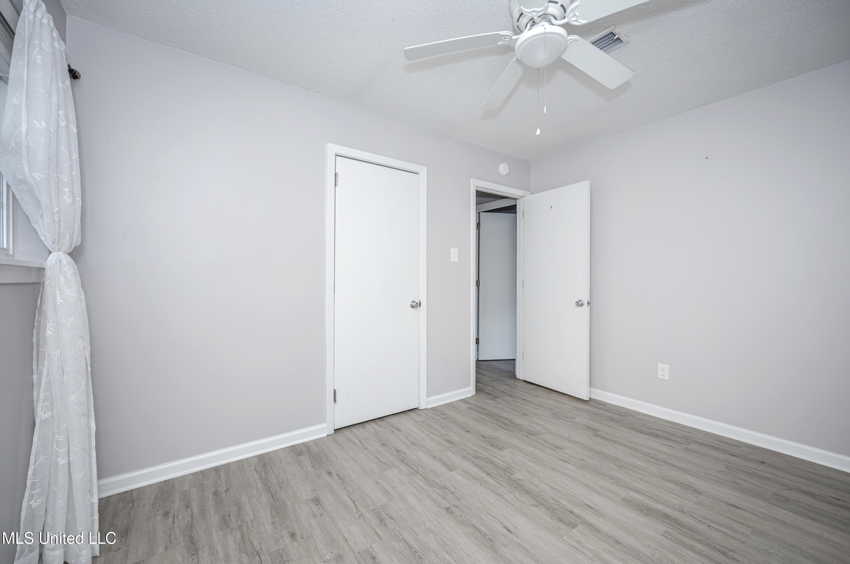 201 Audrey Circle Ocean Springs, MS 39564 - Photo 30 of 51 IMG_0048