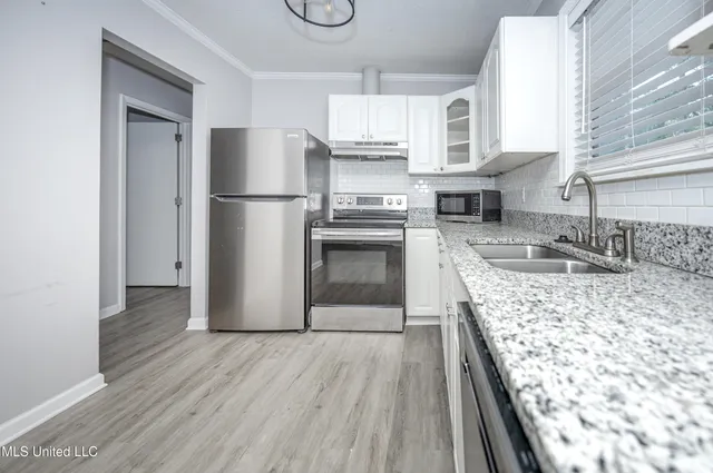 $1,900 | 201 Audrey Circle, Ocean Springs, MS 39564