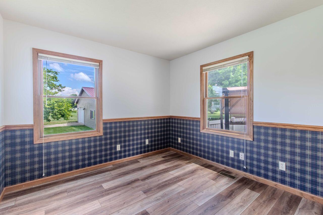 17117 Apache Trail Three Rivers, MI 49093 - Photo 16 of 37 apache br2