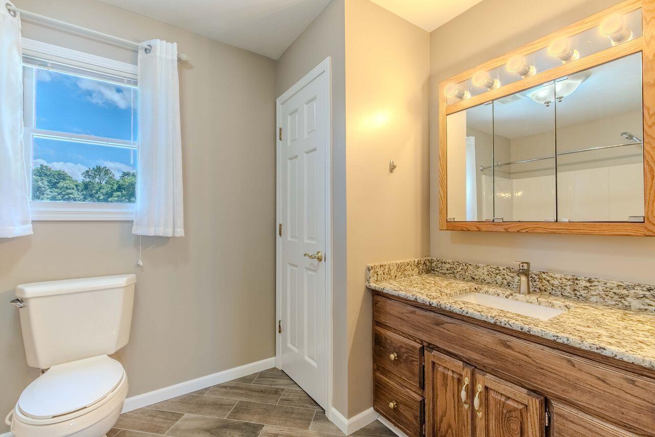 17117 Apache Trail Three Rivers, MI 49093 - Photo 8 of 37 apache upstairs bath b