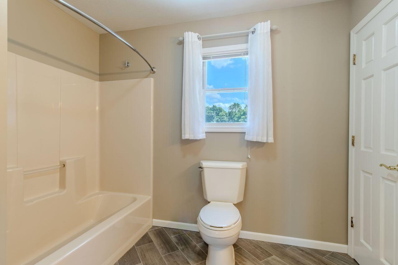 17117 Apache Trail Three Rivers, MI 49093 - Photo 9 of 37 apache upstairs bath