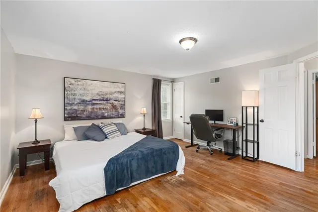 $479,000 | 11729 Wyandotte Street, Kansas City, MO 64114